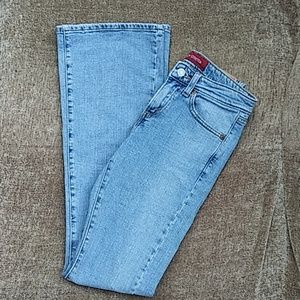 Levi's 519 Low Flare